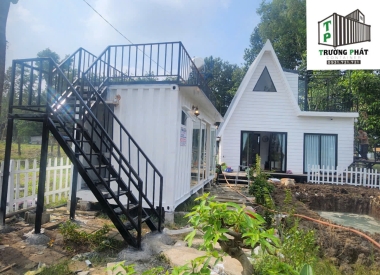 CONTAINER 20F HOMESTAY