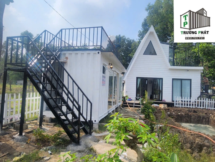 CONTAINER 20F HOMESTAY