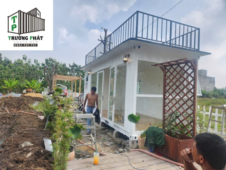 CONTAINER 20F HOMESTAY